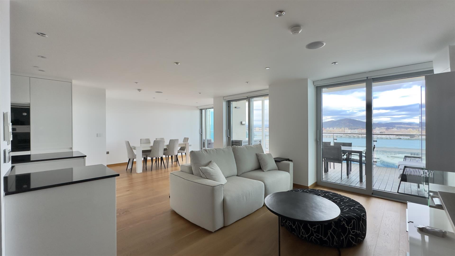 Image of Apartment - 3 Bedrooms - 4 Bathrooms for Rental in Imperial Ocean Plaza-Gibraltar, Image 1